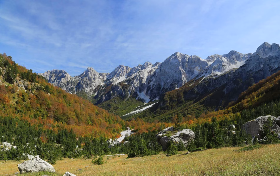 Safe driving and car rentals in Albania